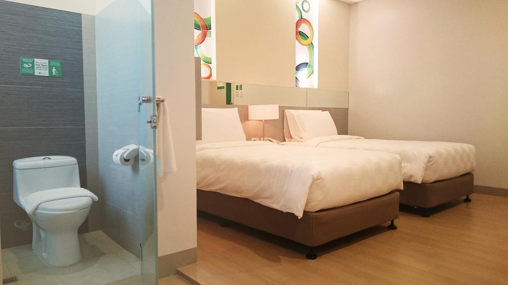 Go Hotels Butuan Butuan City Zewnętrze zdjęcie