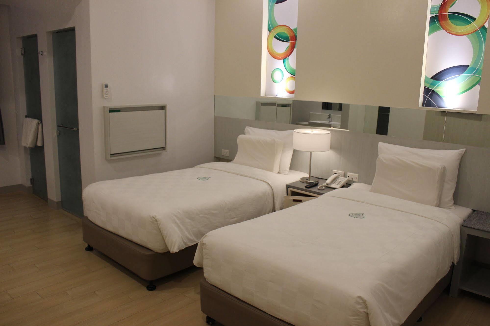 Go Hotels Butuan Butuan City Zewnętrze zdjęcie